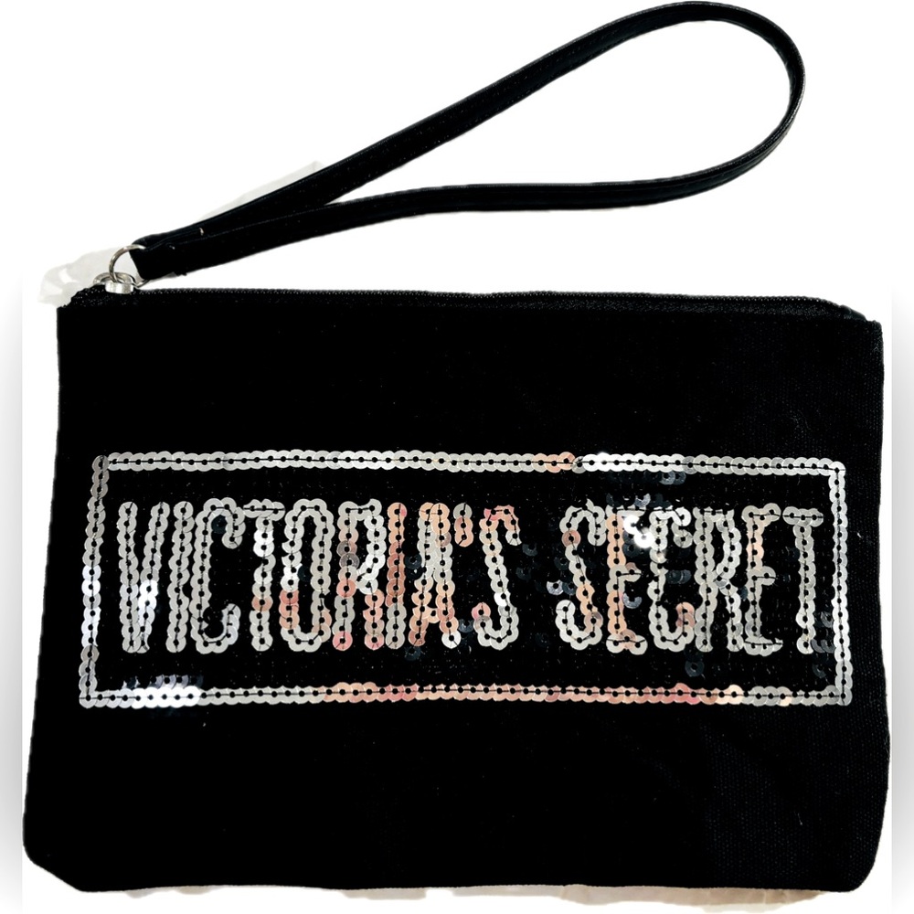 Victoria’s Secret Multiuse Wristlet